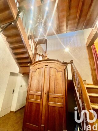  Maison  vendre 6 pices 193 m