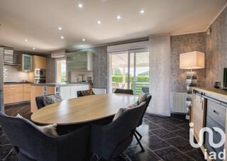  Maison  vendre 7 pices 175 m