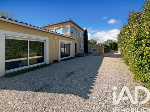   Vente Maison/villa 10 pi�ces Maison - 10 pi�ce(s) - 228 m�