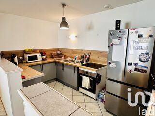  Immeuble  vendre 180 m