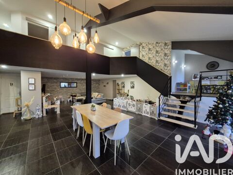   Vente Maison/villa 8 pi�ces Maison - 8 pi�ce(s) - 236 m�