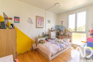  Appartement � vendre 5 pi�ces 79 m�