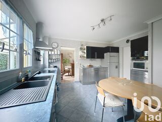  Maison  vendre 7 pices 141 m