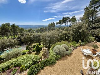  Maison  vendre 5 pices 210 m