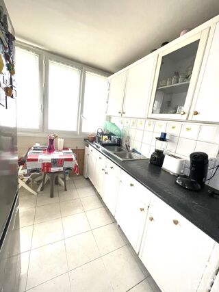  Appartement  vendre 4 pices 70 m