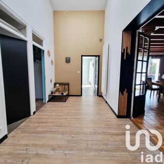  Maison � vendre 9 pi�ces 218 m�