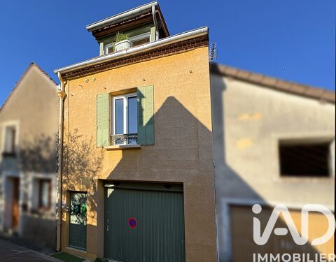   Vente Maison de village 9 pi�ces Maison - 9 pi�ce(s) - 218 m�