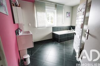  Maison � vendre 5 pi�ces 165 m�