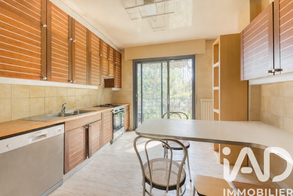 � vendre  Villa Noisy-le-Grand (93160)