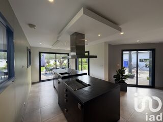  Maison  vendre 7 pices 232 m