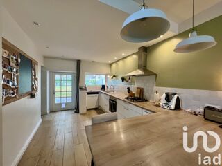  Maison  vendre 6 pices 201 m