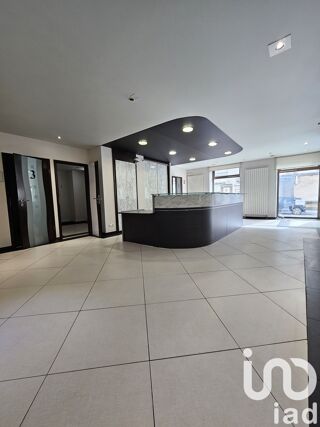  Immeuble � vendre 244 m�