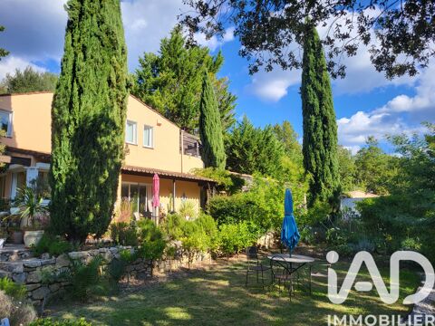   Vente Maison d'architecte 5 pi�ces Villa - 5 pi�ce(s) - 158 m�