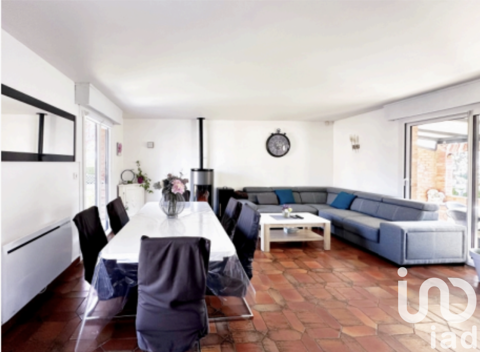  Maison � louer 8 pi�ces 150 m�