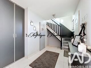  Maison � vendre 10 pi�ces 242 m�