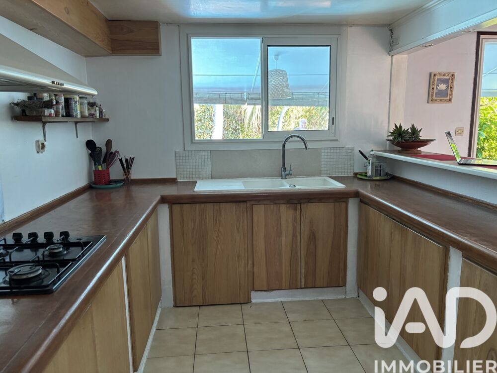 � vendre  Maison L' �tang-Sal� (97427)
