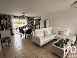  Maison  vendre 6 pices 121 m