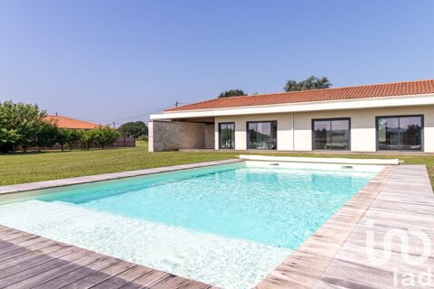   Vente Maison traditionnelle 5 pi�ces Maison - 5 pi�ce(s) - 233 m�