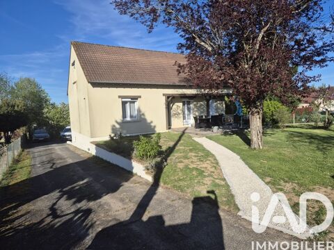   Vente Maison traditionnelle 7 pi�ces Maison - 7 pi�ce(s) - 132 m�