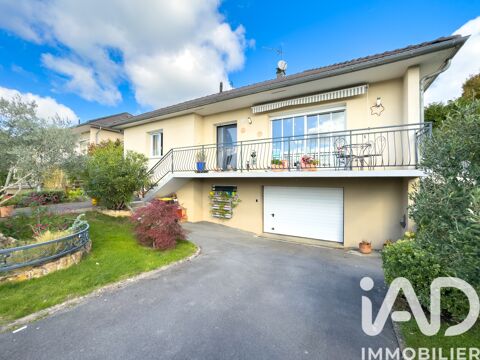   Vente Pavillon 7 pi�ces Maison - 7 pi�ce(s) - 160 m�