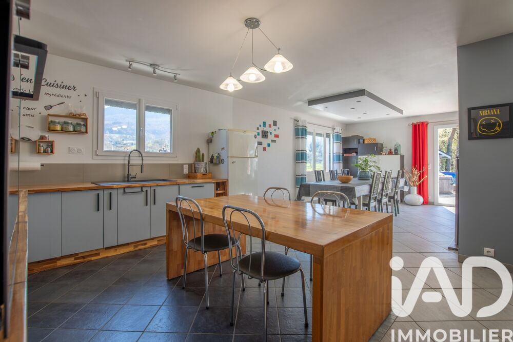 � vendre  Maison Mouxy (73100)