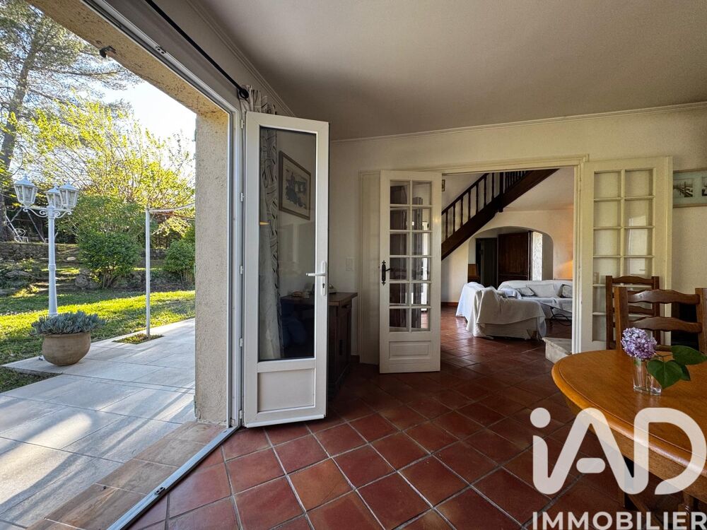 � vendre  Maison Saint-Paul-en-For�t (83440)