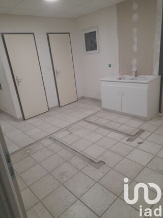  Immeuble � vendre 131 m�