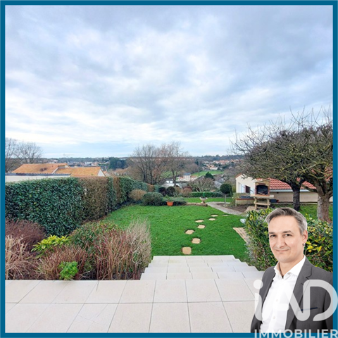   Vente Maison/villa 8 pi�ces Maison - 8 pi�ce(s) - 131 m�