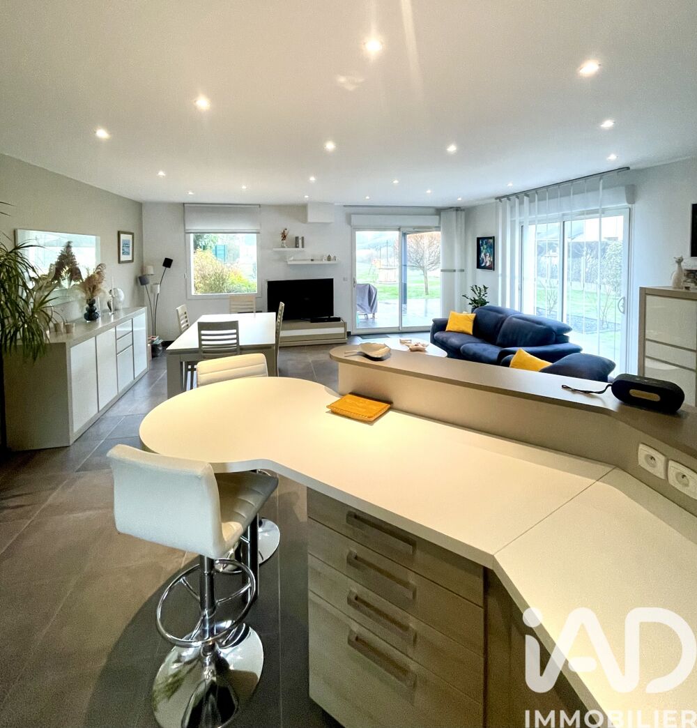 � vendre  Maison Villecresnes (94440)