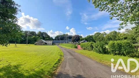   Vente G�te 29 pi�ces Maison - 15 + pi�ce(s) - 661 m�