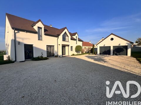   Vente Maison/villa 10 pi�ces Maison - 10 pi�ce(s) - 260 m�