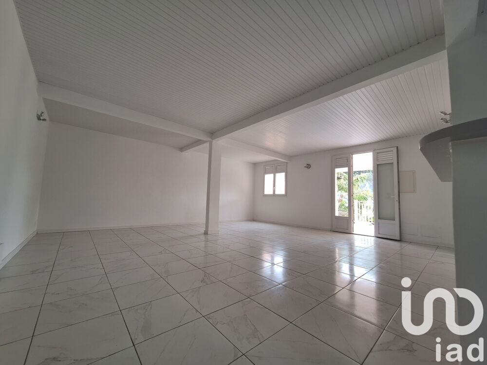 � vendre  Maison Le Lamentin (97232)