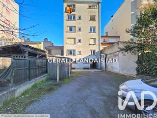  Immeuble � vendre 553 m�