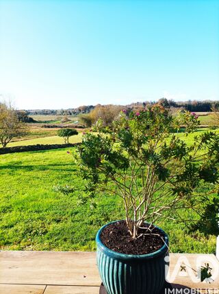  Villa � vendre 7 pi�ces 230 m�