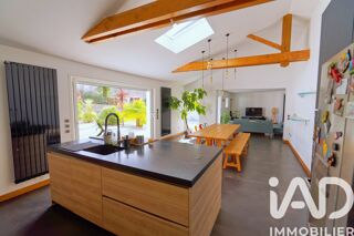  Maison � vendre 9 pi�ces 225 m�