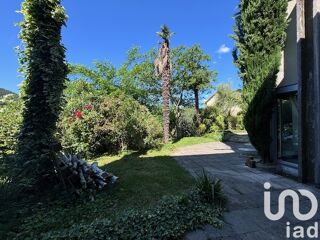  Villa  vendre 13 pices 247 m