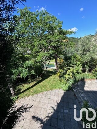  Villa  vendre 13 pices 247 m