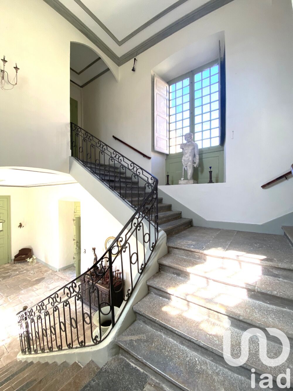 � vendre  Propri�t�/ch�teau Chabeuil (26120)