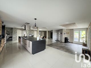  Maison � vendre 9 pi�ces 360 m�