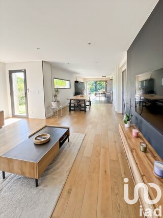  Maison  vendre 6 pices 160 m