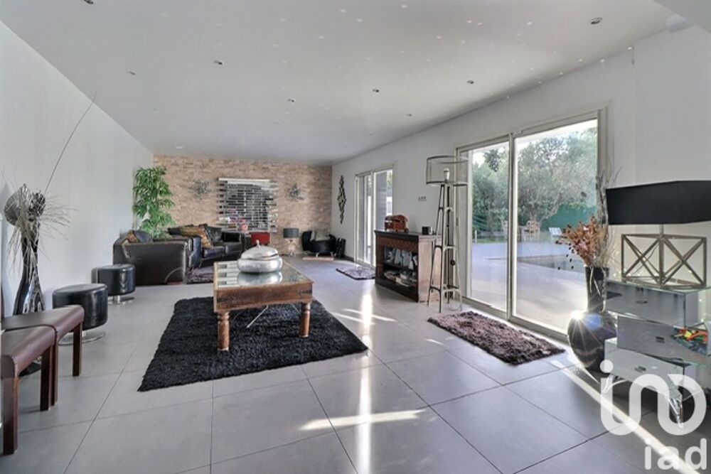 � vendre  Maison Saint-Rapha�l (83700)