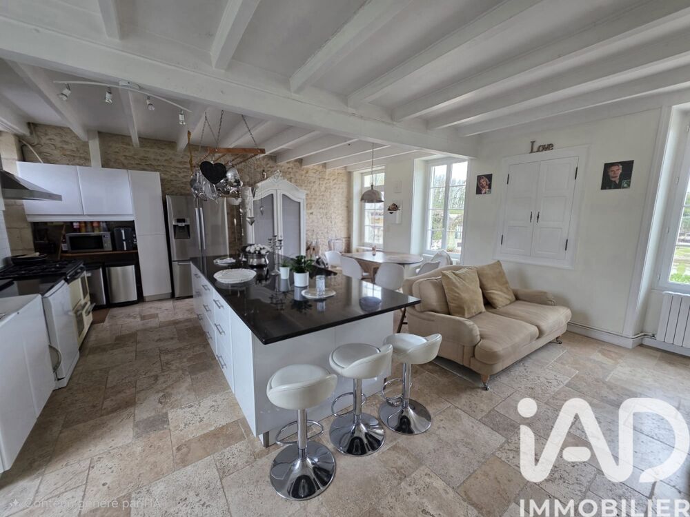 � vendre  Maison Courcelles (17400)