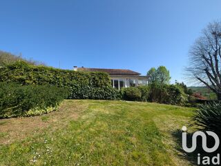  Maison � vendre 6 pi�ces 220 m�