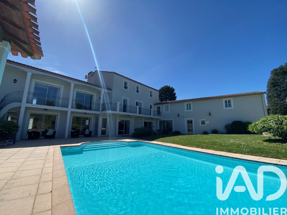 � vendre  Maison Les Herbiers (85500)