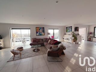  Villa � vendre 9 pi�ces 365 m�