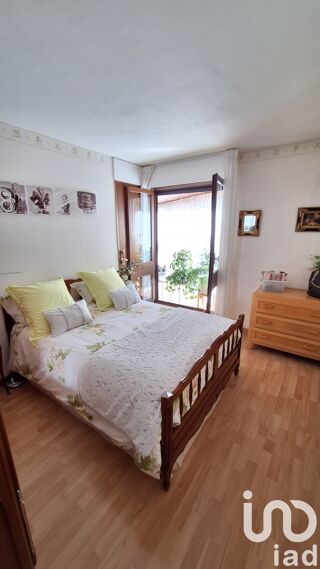  Appartement  vendre 4 pices 77 m