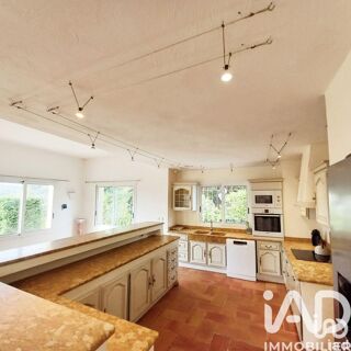  Villa � vendre 5 pi�ces 215 m�