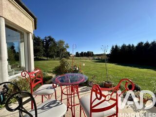  Villa � vendre 13 pi�ces 303 m�