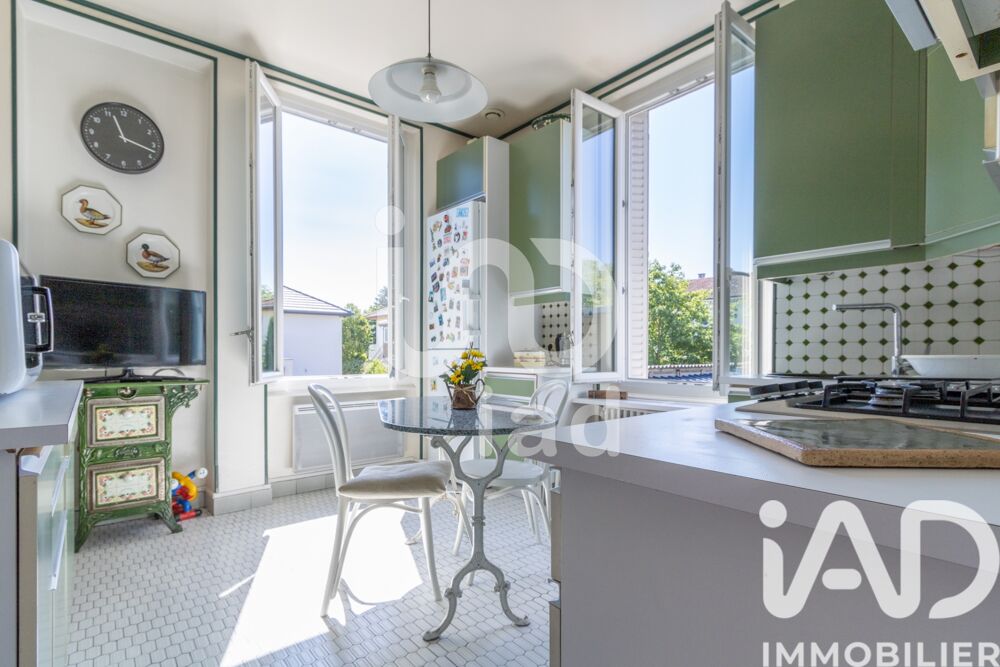 � vendre  Maison Bron (69500)