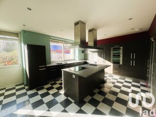  Appartement  vendre 4 pices 124 m